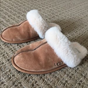 UGG Scuffette II Water Resistant Slipper Sz 9